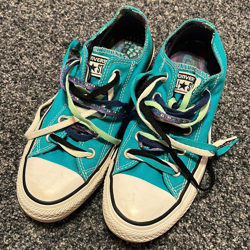 Converse turquoise women’s sz 6.
